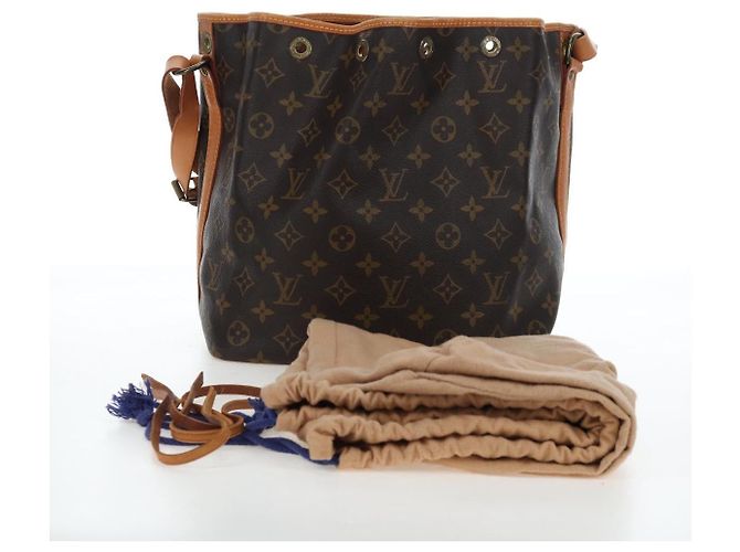 Borsa a tracolla LOUIS VUITTON Monogram Petit Noe M42226 LV Auth 195409V Monogramma - vista 12