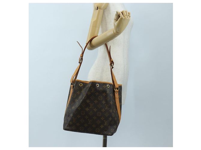 Borsa a tracolla LOUIS VUITTON Monogram Petit Noe M42226 LV Auth 195409V Monogramma - vista 26
