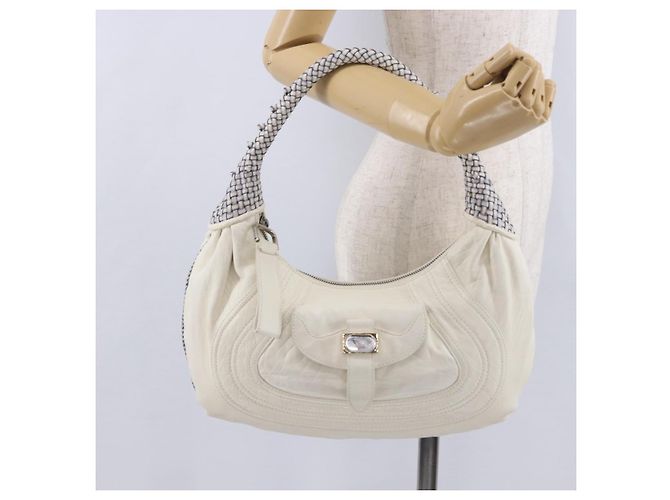 Borsa a tracolla FENDI Spy Bag in pelle bianca Auth 199204V Bianco - vista 24