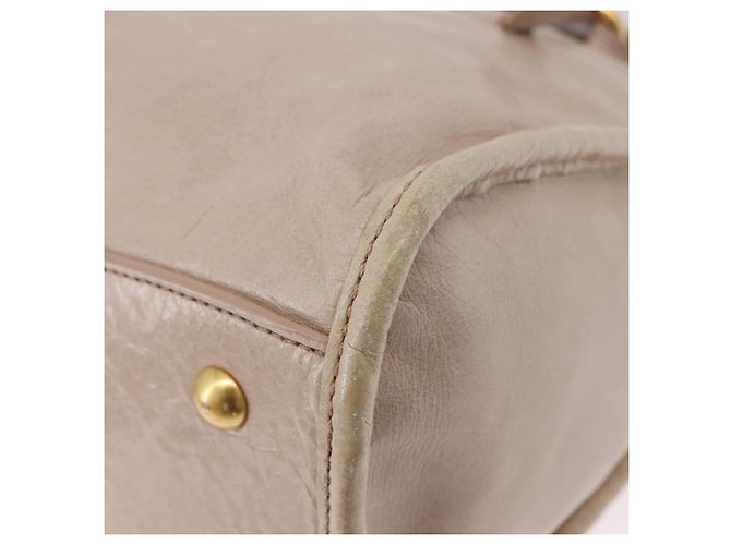 Sac à main Miu Miu en cuir 2way Beige Gold Auth ka5835V Doré - vue 17