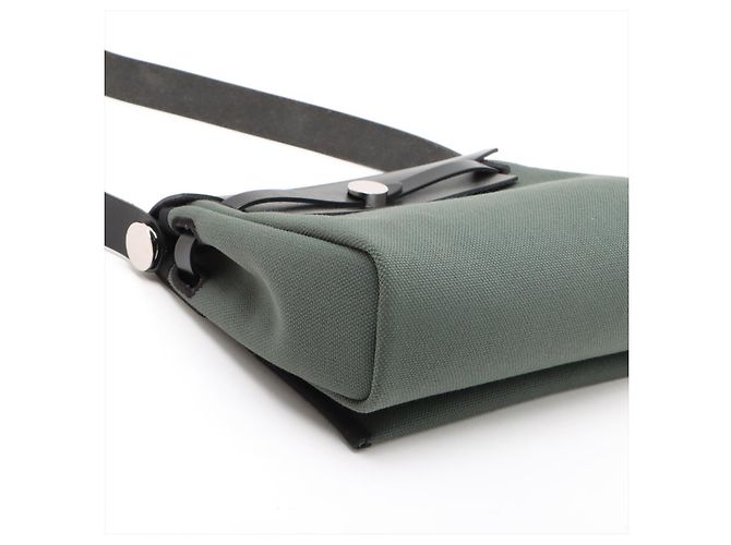 Hermès Herbag Mini Vache Hunter Leather Crossbody Green Verde - vista 4