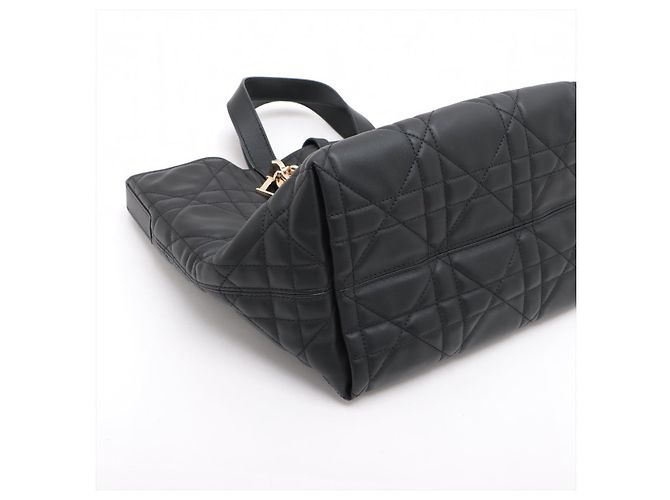 Dior Borsa 2-Way Toujours Large in pelle di vitello Lucky Star Macrocannage Nera Nero - vista 4