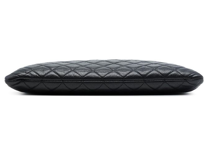 Clutch Chanel Large Quilted Caviar O Case Nera Nero - vista 3