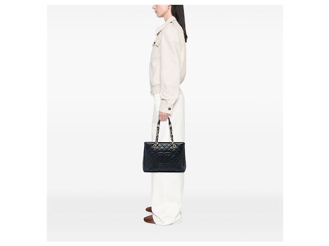 Borsa Chanel Caviar Grand Shopping Tote Nera Nero - vista 5