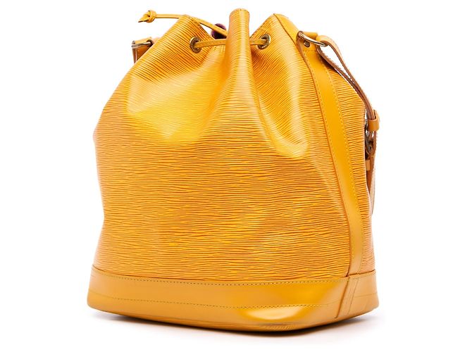 Bolso bucket Louis Vuitton Epi Noe GM Amarillo - vista 2