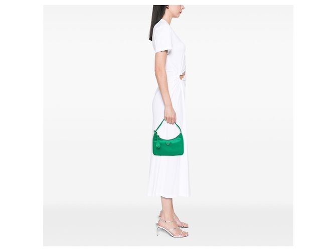 Borsa a tracolla Prada Mini Tessuto Re Edition 2000 Verde - vista 6