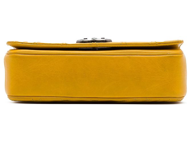 Borsa a tracolla Chanel Small Coco Boy Flap in vitello glassato giallo - vista 3