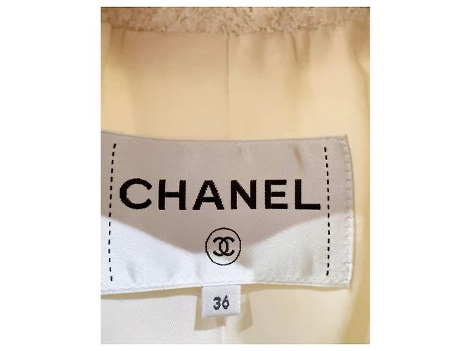Chaquetas Chanel La Petite Veste Noire Multicolor - vista 3