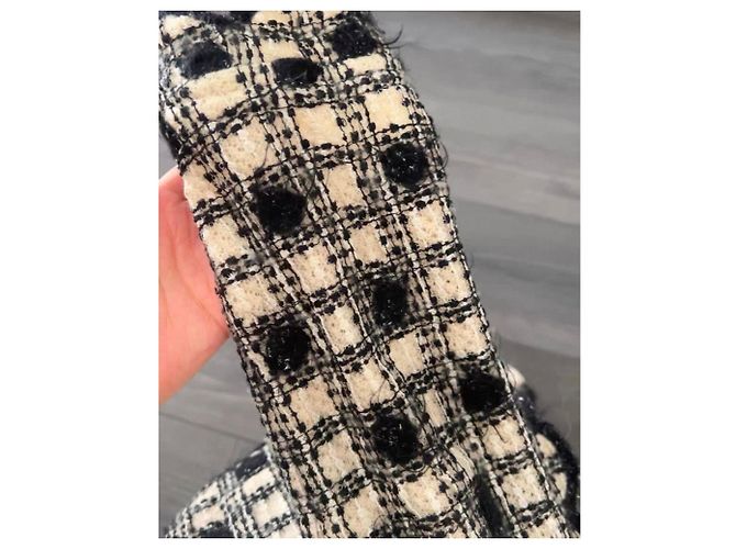 Chaquetas Chanel La Petite Veste Noire Multicolor - vista 2