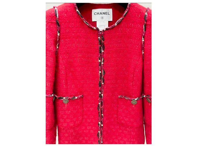 Chaquetas Chanel La Petite Veste Noire Roja - vista 3