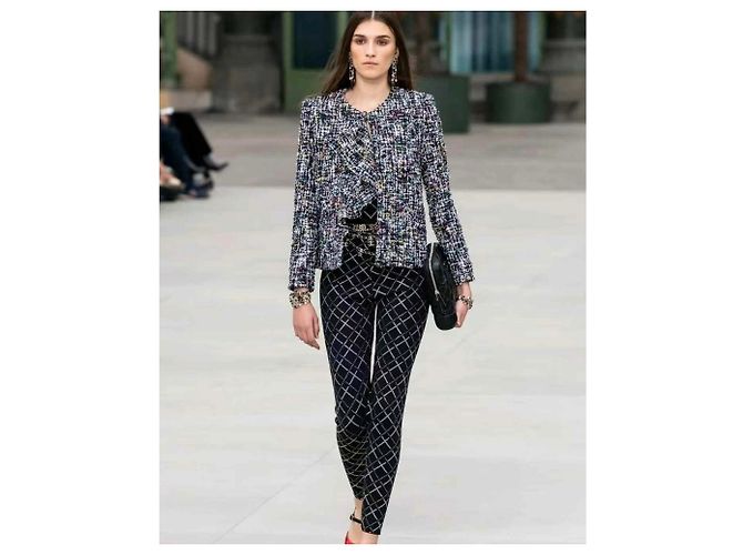 Chaquetas Chanel La Petite Veste Noire Multicolor - vista 6