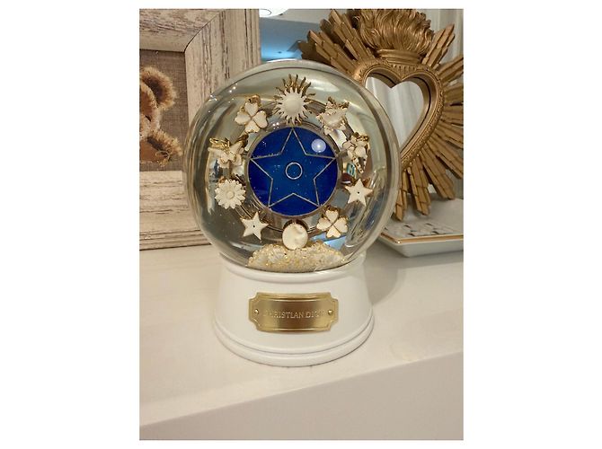 Christian Dior Étoile Bleue Paris 2025 Schneekugel Weiß Blau Golden - Ansicht 4