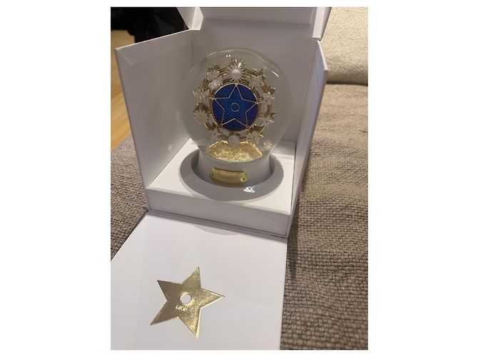 Christian Dior Étoile Bleue Paris 2025 Schneekugel Weiß Blau Golden - Ansicht 7