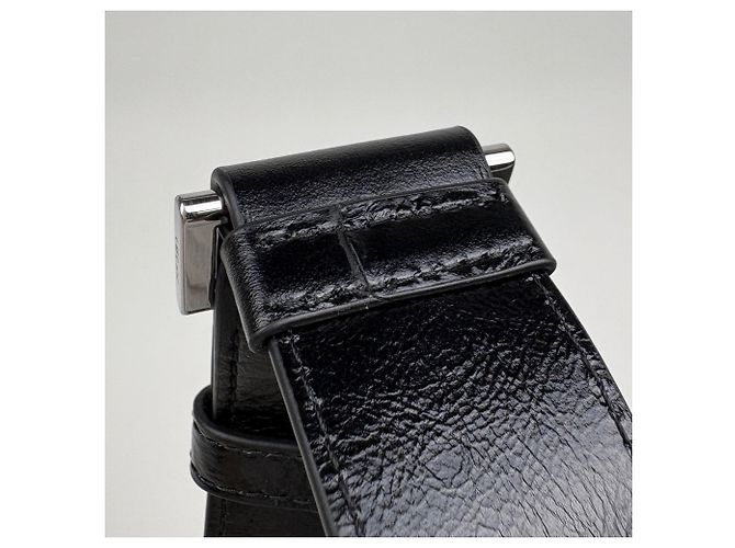 Borsa a tracolla Prada in pelle nera Nero - vista 6