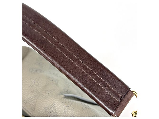 Borsa Louis Vuitton Selene MM Taupe - vista 7