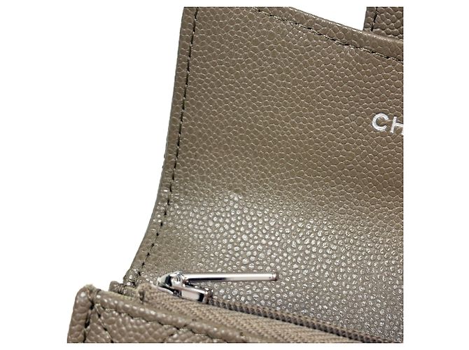Tarjetero de piel de becerro granulada gris Chanel - vista 5
