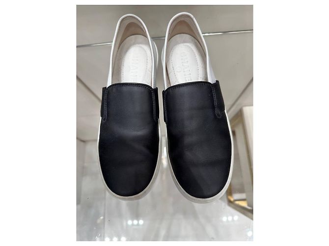 Scarpe basse slip-on in pelle Chanel Sz.36 usate - vista 2