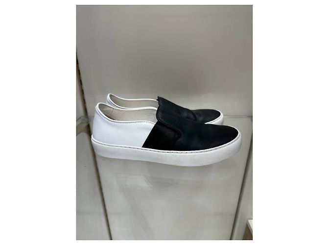 Scarpe basse slip-on in pelle Chanel Sz.36 usate - vista 4