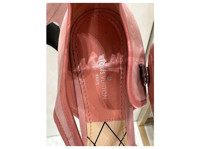 Louis Vuitton Décolleté in camoscio rosa LV Circle EU 38 Usato - vista 5