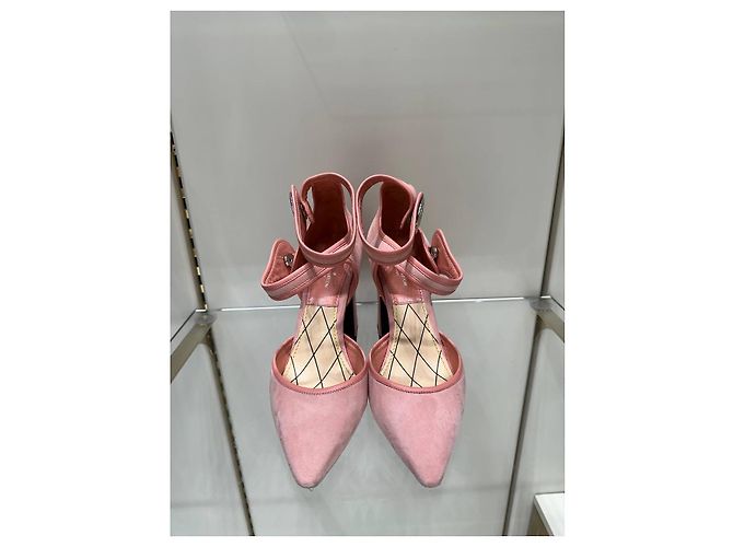 Louis Vuitton Décolleté in camoscio rosa LV Circle EU 38 Usato - vista 6