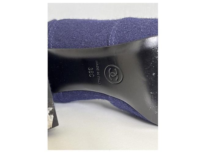 Stivaletti stringati in tessuto blu Chanel - EU 38 Usato - vista 9