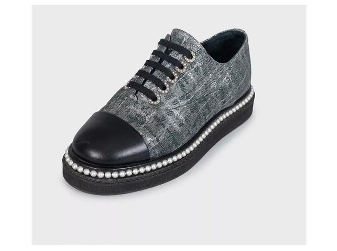 Scarpe Derby con lacci Chanel Argento - EU 36 Usate - vista 2