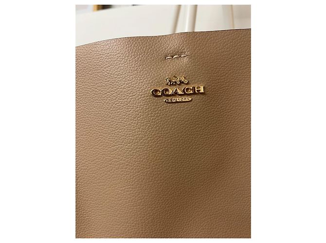 Coach Borsa a Secchiello in Pelle Martellata Beige - vista 2