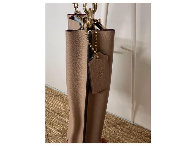 Coach Borsa a Secchiello in Pelle Martellata Beige - vista 3