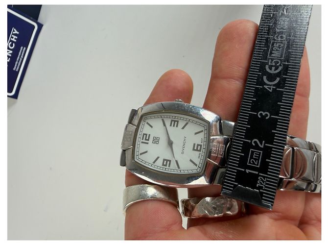 Vintage Givenchy Armbanduhr aus Edelstahl Silber Weiß - Ansicht 13