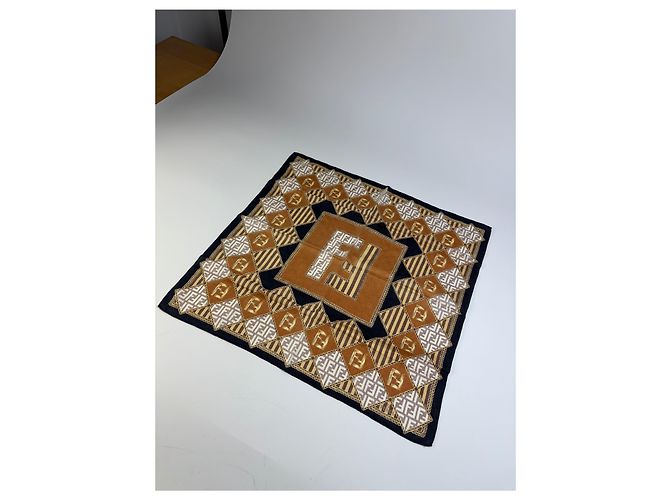 Foulard in seta vintage Fendi FF Monogram Rust Cream Navy Rosso - vista 5