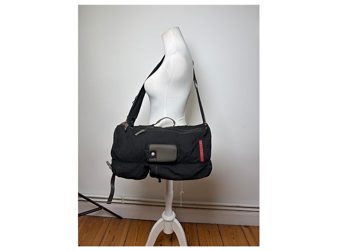 Vintage Prada Nylon Schultertasche Schwarz Silber - Ansicht 8