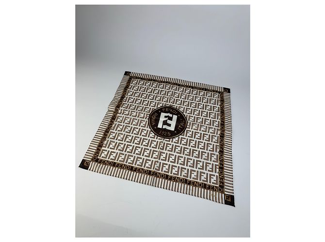 Zucca Foulard in seta Vintage Fendi FF Monogram Cream Brown Beige - vista 6