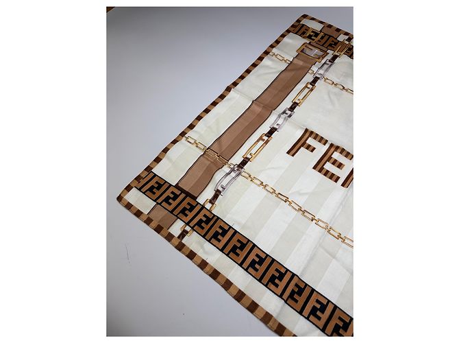 Foulard in seta vintage Fendi FF Monogram Cream Beige Brown - vista 4