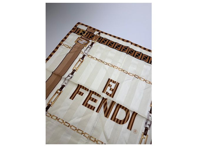Foulard in seta vintage Fendi FF Monogram Cream Beige Brown - vista 5