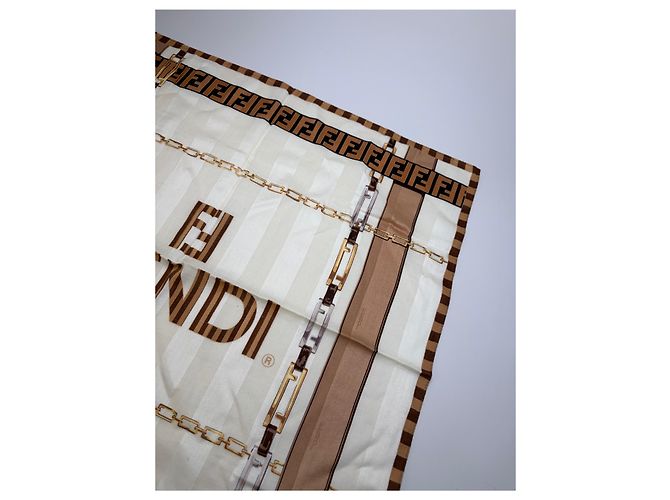 Foulard in seta vintage Fendi FF Monogram Cream Beige Brown - vista 6