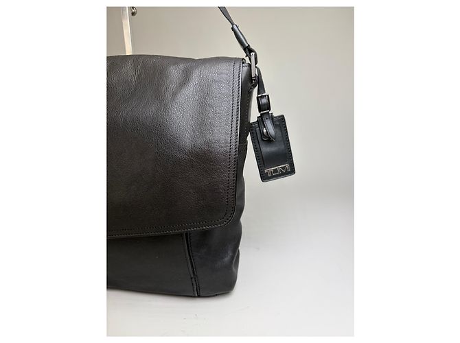 Borsa a tracolla Vintage Tumi in pelle Nera Argento Nero - vista 5