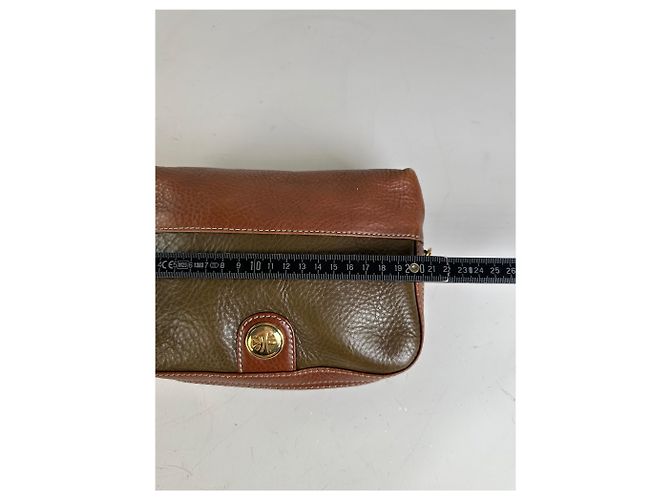 Necessaire Vintage Loewe in pelle martellata Olive Brown Verde - vista 8