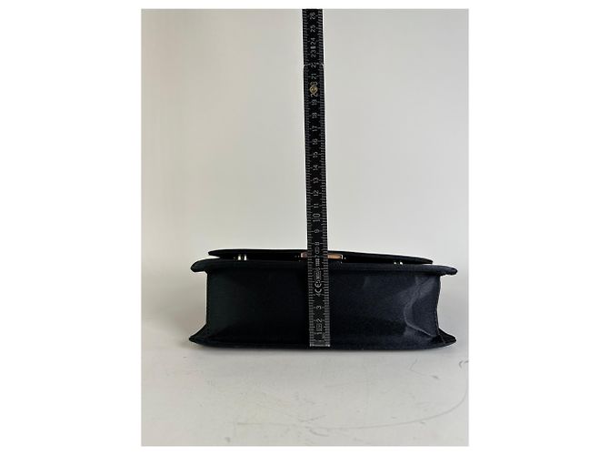 Vintage Courreges Satin-Leder Handtasche Schwarz Silber - Ansicht 11