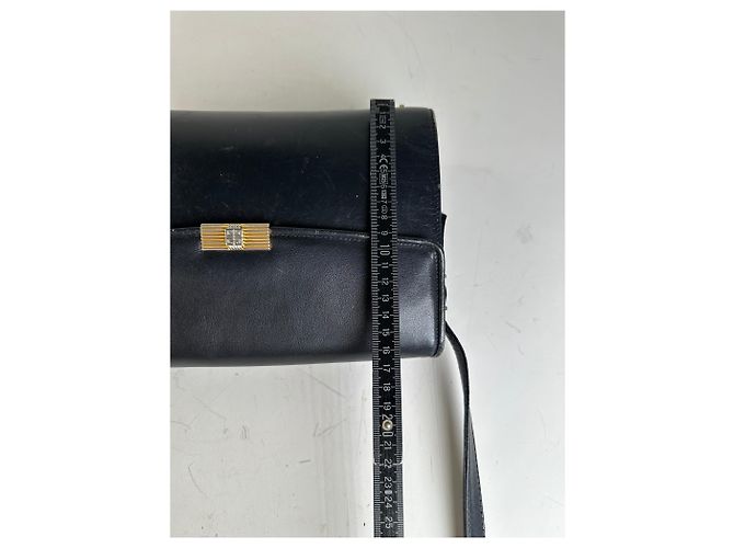 Bolsa de Ombro Vintage Givenchy em Couro Preta e Dourada Preto - vista 10