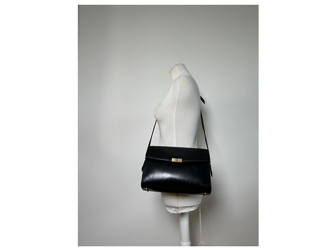 Bolsa de Ombro Vintage Givenchy em Couro Preta e Dourada Preto - vista 13