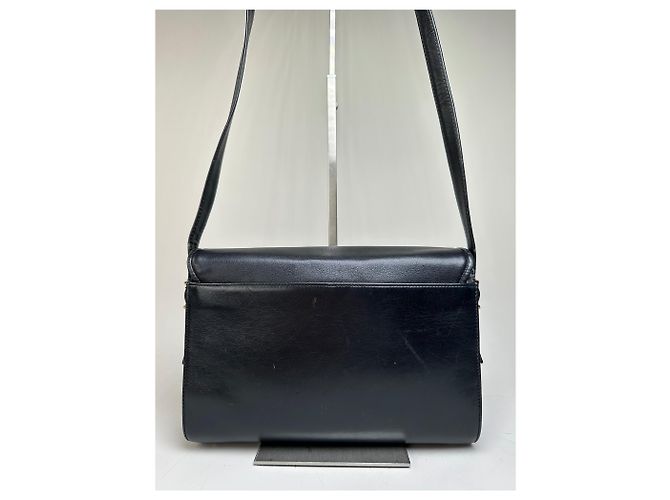 Bolsa de Ombro Vintage Givenchy em Couro Preta e Dourada Preto - vista 15