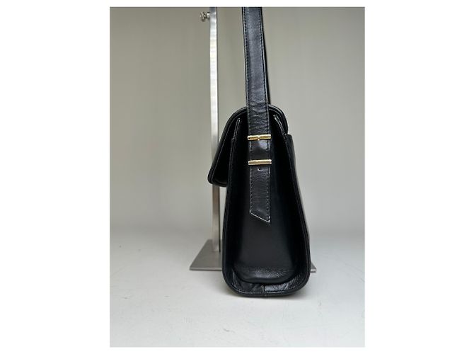 Bolsa de Ombro Vintage Givenchy em Couro Preta e Dourada Preto - vista 6