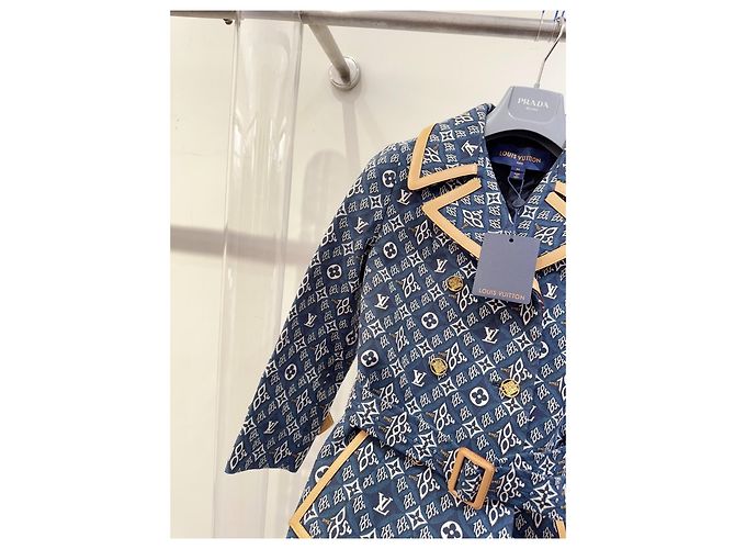 Trench Coats Louis Vuitton Multicolor - vista 2