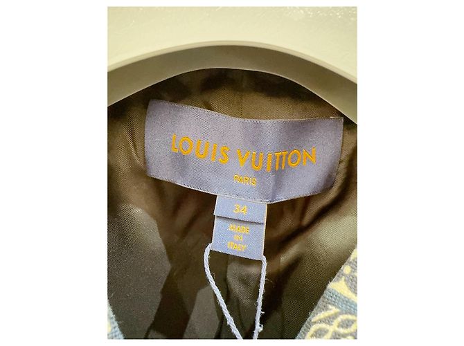 Trench Coats Louis Vuitton Multicolor - vista 3