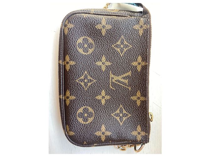 Louis Vuitton - Mini Pochette Accessoires "Vivienne Tokyo" Limited Edition Marrone Bianco Multicolore - vista 4