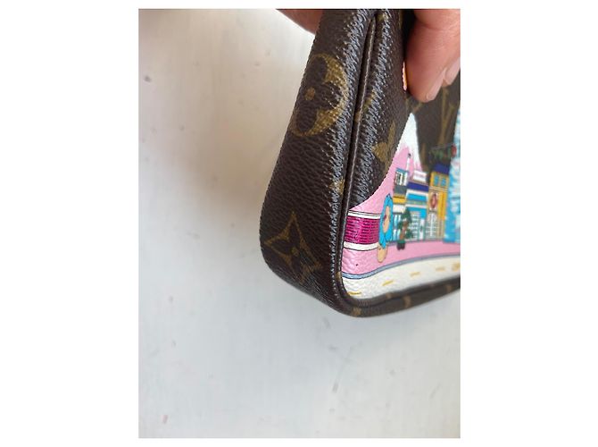 Louis Vuitton - Mini Pochette Accessoires "Vivienne Tokyo" Limited Edition Marrone Bianco Multicolore - vista 8