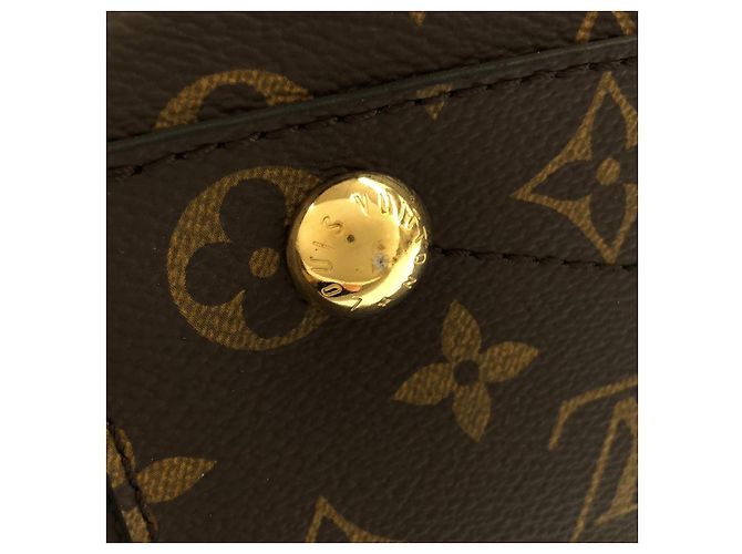 Borsa Louis Vuitton Montaigne Monogram Marrone Bronzo - vista 3