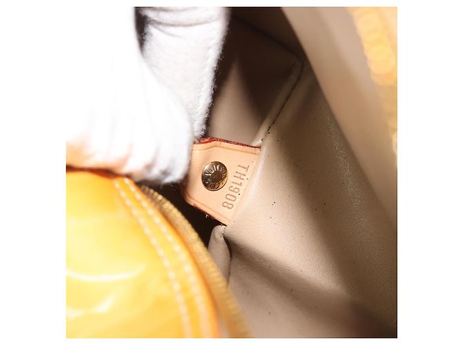 LOUIS VUITTON Monogram Vernis Bedford Hand Bag Beige M91006 LV - vista 11