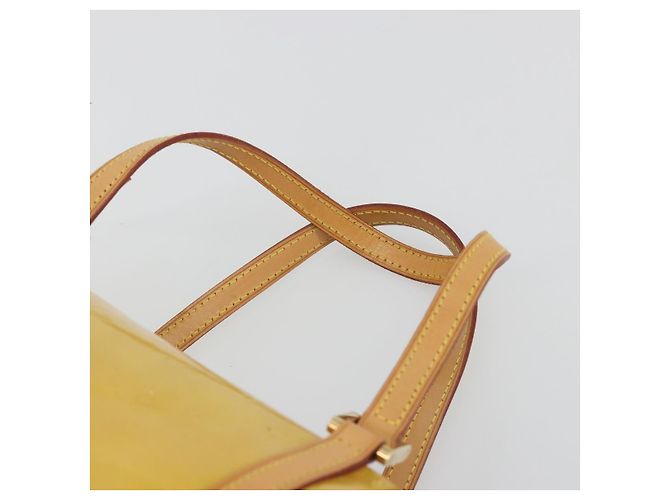 LOUIS VUITTON Monogram Vernis Bedford Hand Bag Beige M91006 LV - vista 8