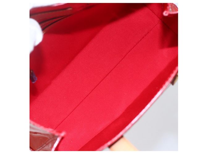 LOUIS VUITTON Monogram Vernis Reade PM Hand Bag Red Rouge M91088 LV - vista 11
